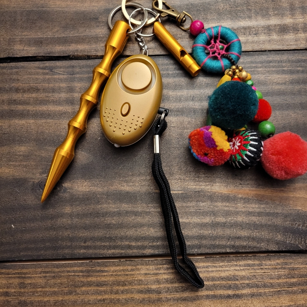 Womans self defense keychain
